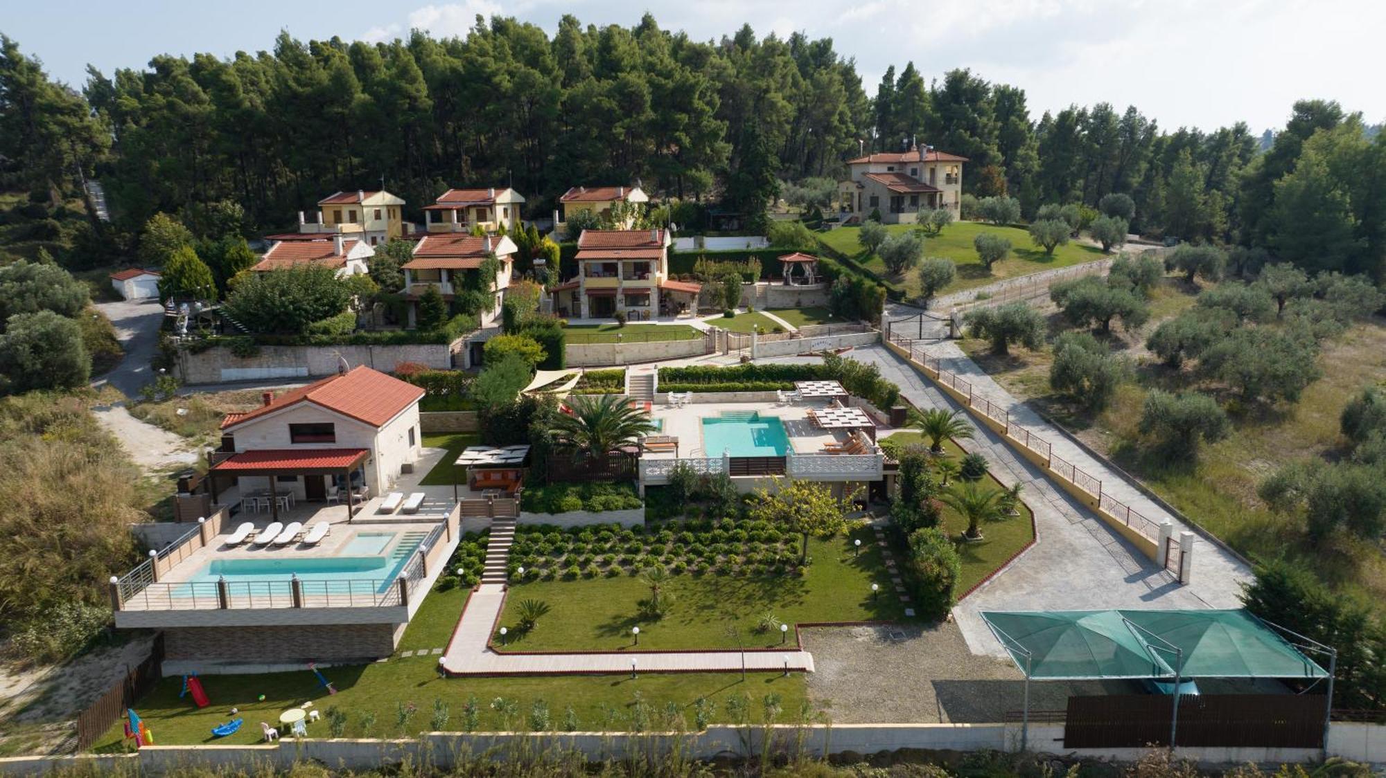 Aracelia Villas With Private Pool 시비리 외부 사진