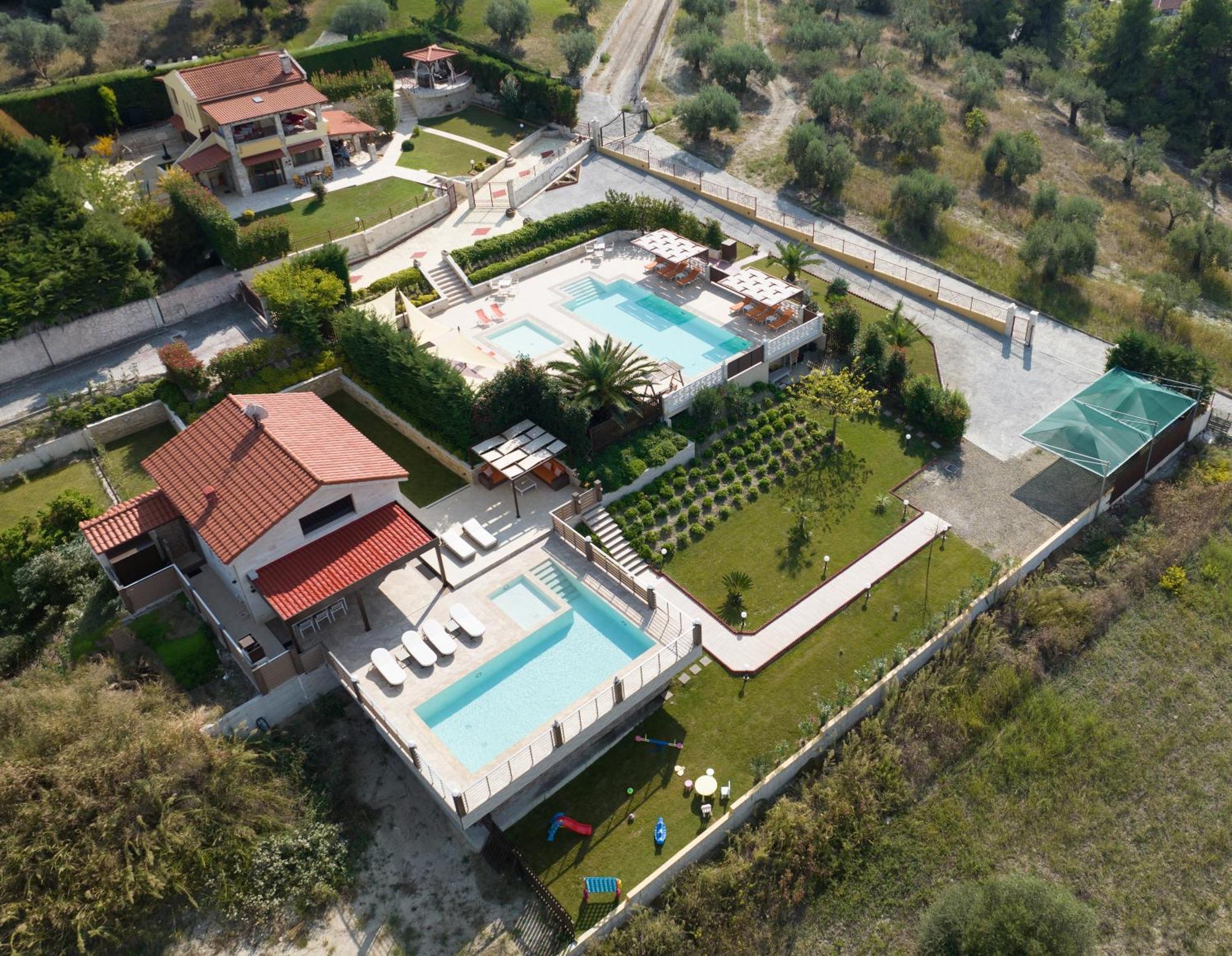 Aracelia Villas With Private Pool 시비리 외부 사진
